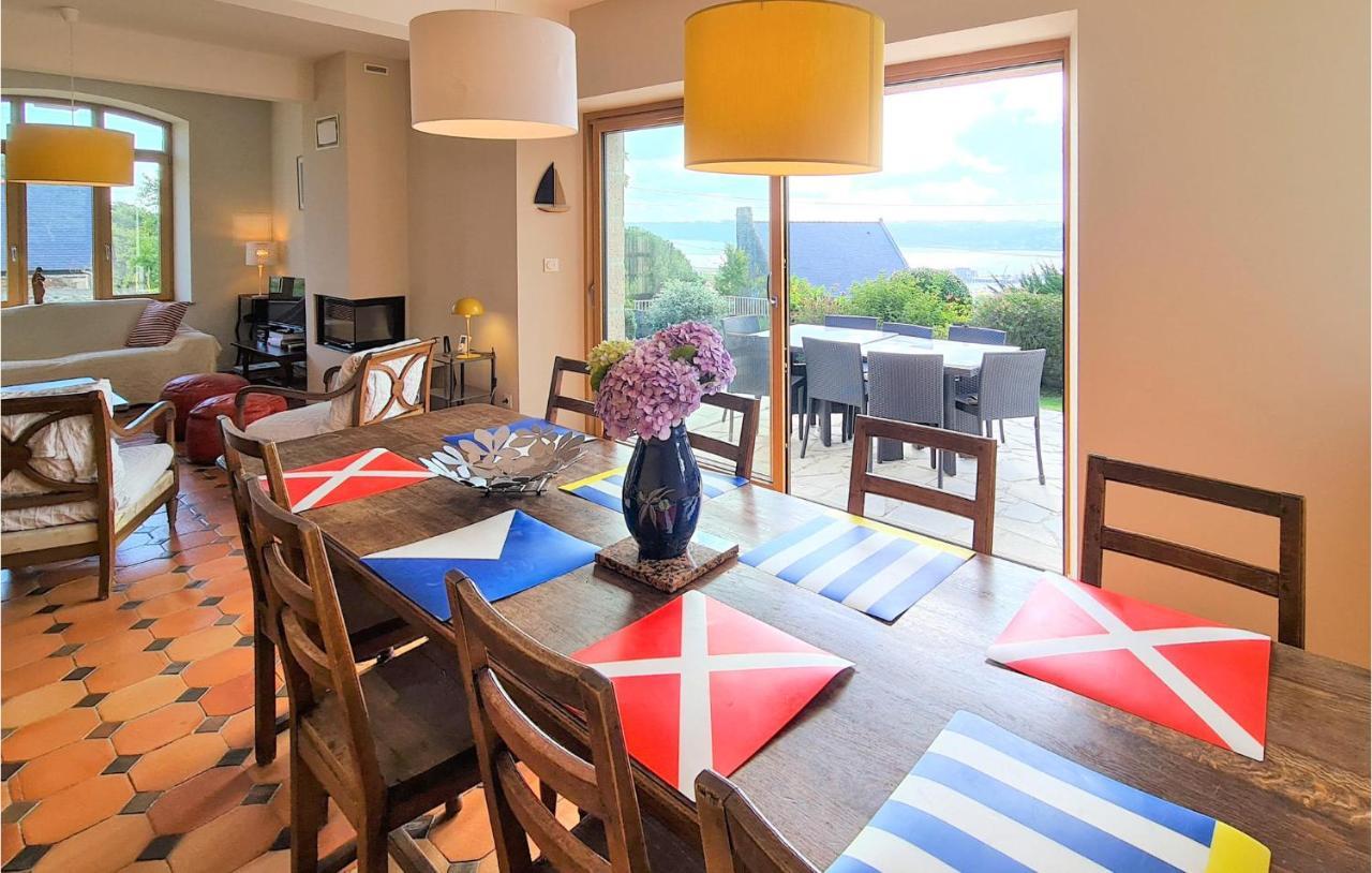 Lovely Home In Perros-Guirrec With Wifi 外观 照片